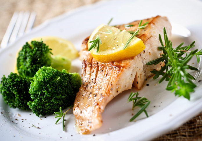 Salmon fillet with broccoli vegetables